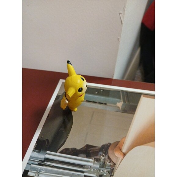 VINTAGE 1999 RARE TOMY POKÉMON  #0025 PIKACHU & BATTLE DISC POG EUC - Picture 3 of 5